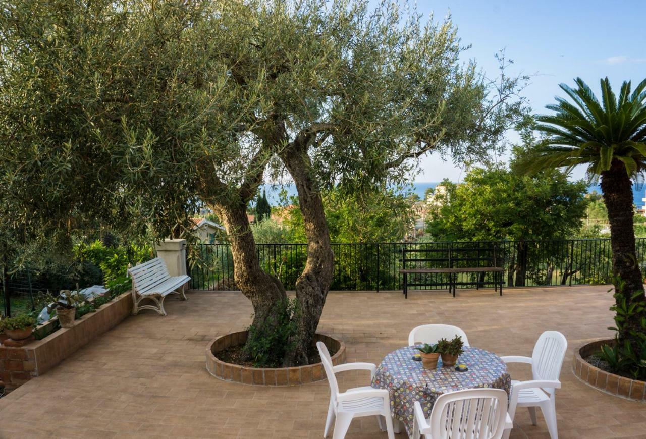 Villa Santa Lucia Cefalù Eksteriør billede